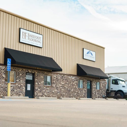 Exterior of Flooring Warehouse in Lake St Louis, MO